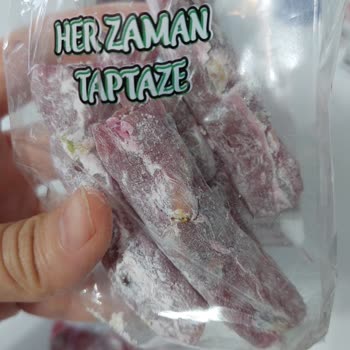 Tuğba Kuruyemiş, Alaçati Kurtlu Lokum