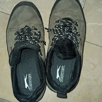 Slazenger Garantisiz Ayakkabı Satıyor Ve Outdoor Giymek İşkence