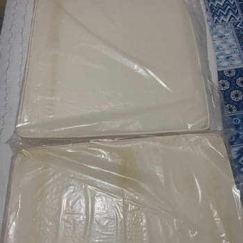 Koçtaş Ürünün Yastıkları Pis Ve Lekeli