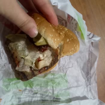 Migros Yemek Hatalarının Arkasında Durmuyor.