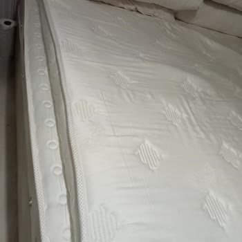 Yücel Mobilya Yatak Defolu Ürün