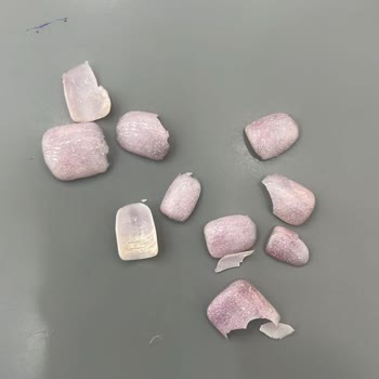 Pendik Nail Studio (By Sevcan Akpulat) 3 Günde Soyulan Kalıcı Oje Ve Manikür Olmayan Manikür İşlemi