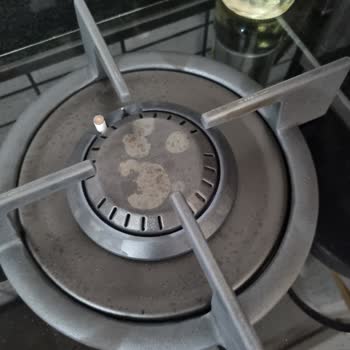 Franke Ocakta Küf Ve Lekeler