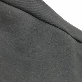 Mavi Marka Sweatin Tüylenmesi