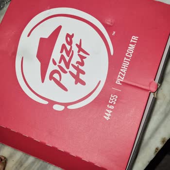 Pizza Hut Hamur Kötü Kokan Tavuklu Pizza