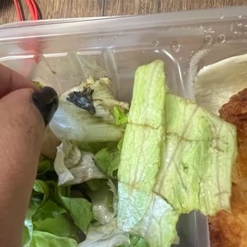 Tiger Cafe Kötü ve Eksik Yemek