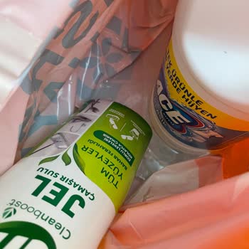 Migros Hemen Siparişi Kıyafetlere Ve Eve Aktı