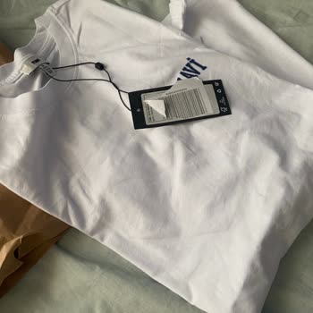 Mavi Yanlış Ürün Gönderip Tedarik Etmiyor. Asla Yardımcı Olmuyor