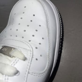 Nike Ayakkabı Kalitesiz Sorunu