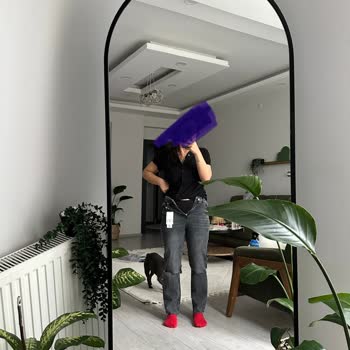 Öykü Fashion'da Hem Ürünler Defolu Hem De Dalga Geçiyorlar!