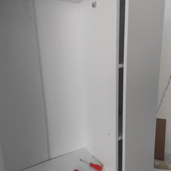Hepsiburada Aldığım Dolap Başlı Başına Hatalı