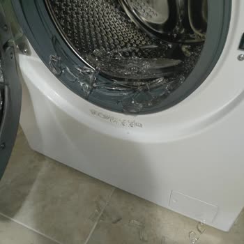 Arçelik Çamaşır Makinesi Cam Patlaması