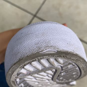 Nike In Street Şikayet Yırtık Ayakkabı