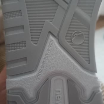 Coco Shoess Ayakkabı Numarasını Silerek Büyük Kalıp Gönderme