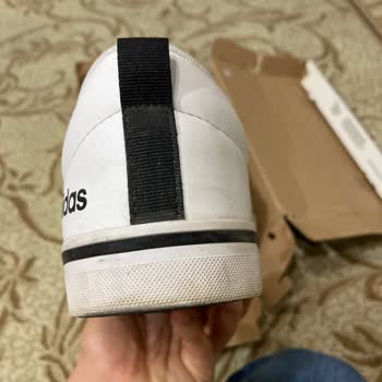 Adidas Ayakkabı Koku, Çatlak, Lekelenmesi.