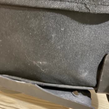 Pegasus Bavulumu Kırmış, Kıyafetlerimi Mahvetmiştir.