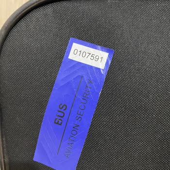 Pegasus Bavulumu Kırmış, Kıyafetlerimi Mahvetmiştir.