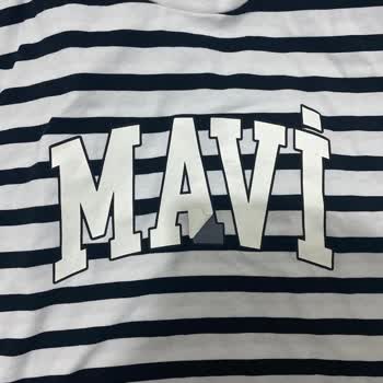 Mavi Tişörtün Yazısı Soyuldu