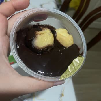 Eker Küflü Profiterol