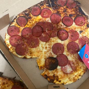 Domino's Pizza Pizzam Yanık Geldi
