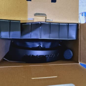 Cougar Arızalı Ürün Tarafıma Tekrar Gönderildi (kutu Hasar Görmüş)