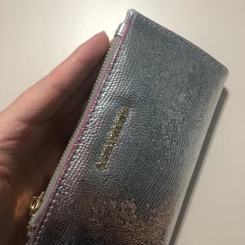 Stradivarius Cüzdan Rengi Değişti