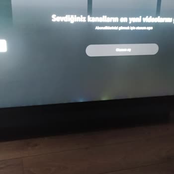 Samsung 65QN800C Siyah Sahnelerde Beyaz Işık