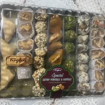 Tuğba Kuruyemiş Antep Fıstıklı &Cevizli Special