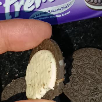 Torku Premio Bisküvisinde Kurtçuk Şoku!