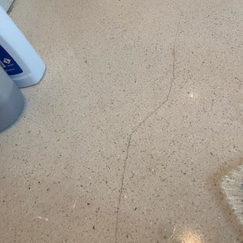 ÇimStone Mutfak Mermerinde Çatlak