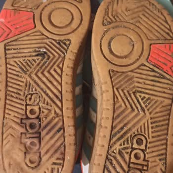 Boyner Adidas Ayakkabı Su Kaçırıyor