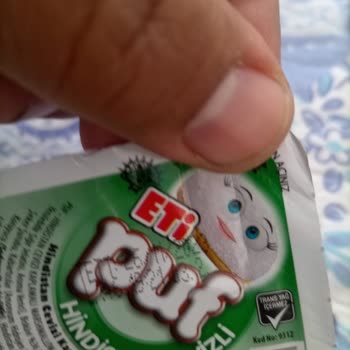 Eti Gıda Eti Pus Marshmallow Kısmı Çok Sert