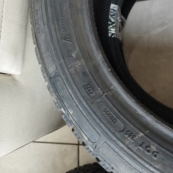 Yedi Oto Mamülleri Yanlış Tarihli Lastikler ve İade Sorunu