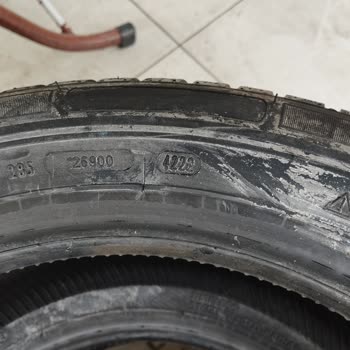 Yedi Oto Mamülleri Yanlış Tarihli Lastikler ve İade Sorunu