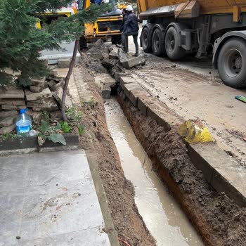 Bostancı Mahallesi Bostan Sokak, Plansız Ve Çağ Dışı AYEDAŞ Kazısı