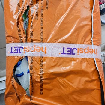 hepsiJET Hasarlı Kargo Teslim Edildi