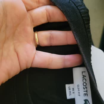 Lacoste T-shirt Renk Atması Sonucu Ürün Değişimi Yapılmadı