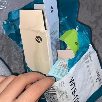 Watsons İnternet Siparişinin İçindeki Ürünüm Dökülmüş Halde Çıktı?