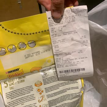 Yemeksepeti Mahalle Son Kullanma Tarihi Geçmiş Ürün Gönderildi, 1 Gündür Değiştirilmedi.