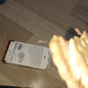 A101 Bisküvinin İçinden Saç Çıktı