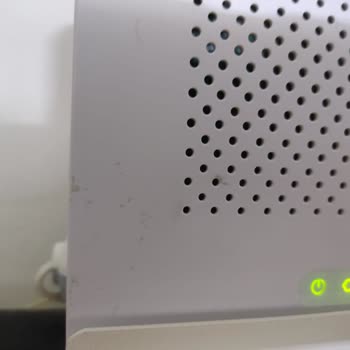 Superonline Kendi Verdikleri Arızalı Modem Değişimi İçin Ücret İstiyorlar