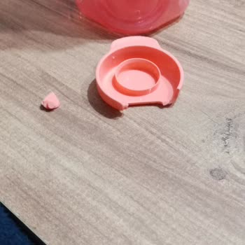 Tupperware Kapak Kırıldı Muhatap Bulamıyoruz