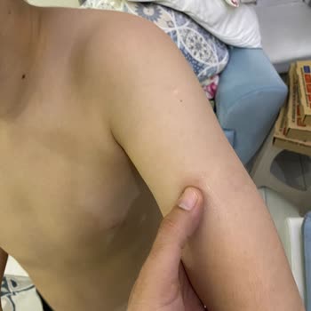 LC Waikiki Ürünün İçinden Çıkan Diken Tarzı Şeyler