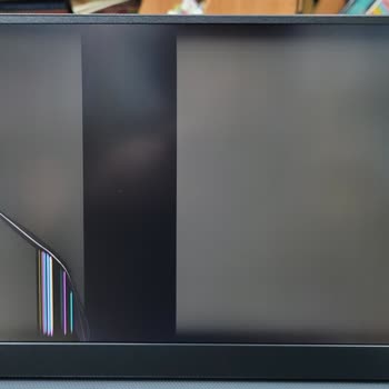 Amazondan Aldığım Monitör Kırık Geldi