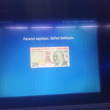 Yapı Kredi Bankası ATM Paramı Yuttu Geri Vermedi