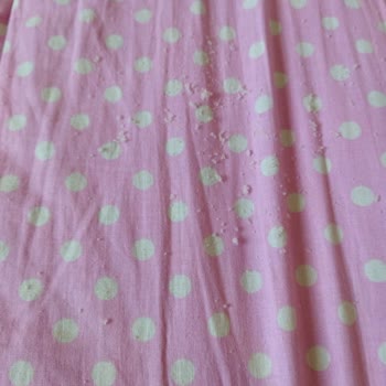 Cotton Leakage from Prima Premium Care Diapers