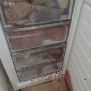 Simfer Dondurucu Bozuk Buzlanma Yapıyor