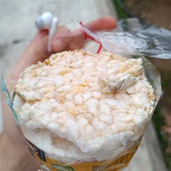 A101 Yiyeceğin Üzerinde Lekeler Var