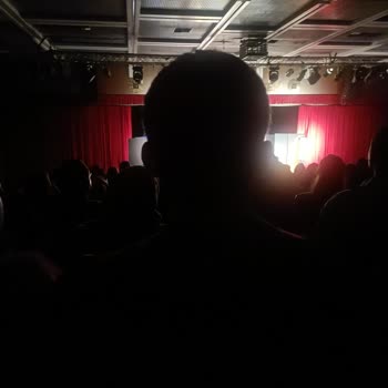 Nazım Hikmet Kültür Merkezi Koltuk Seviyesi Sorunu