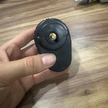 Warmhaus Kombimin 3 Yollu Vana Motoru Kırıldı.